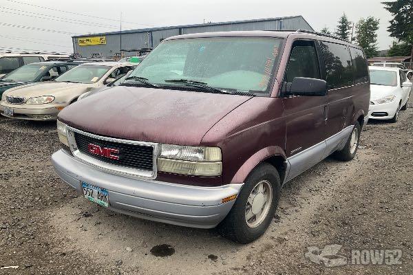 Photo of 1998 GMC Safari
