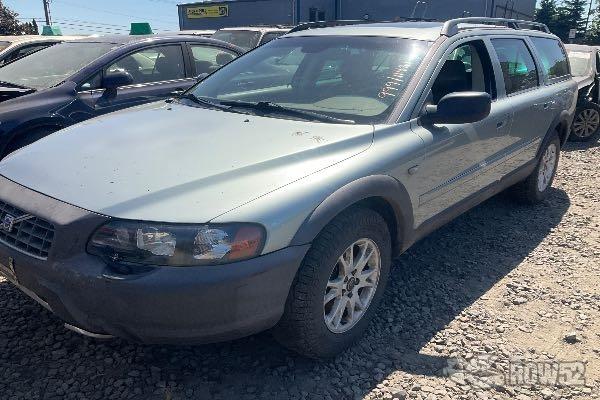 Photo of 2004 Volvo XC70