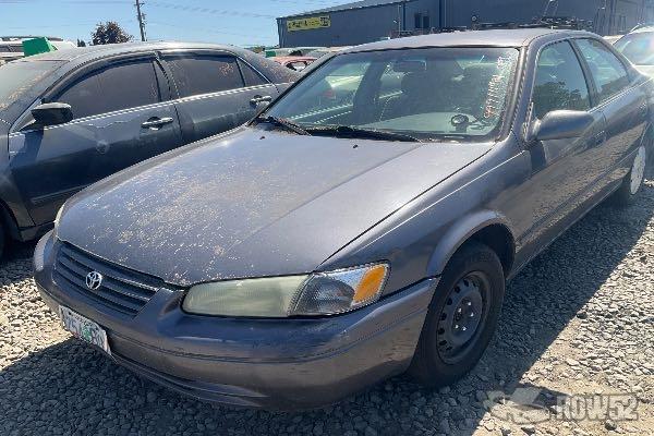 Photo of 1998 Toyota Camry