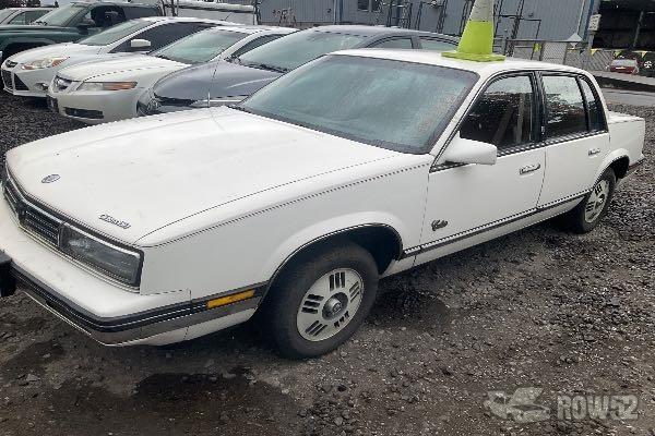 Photo of 1987 Oldsmobile Calais