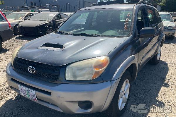Photo of 2004 Toyota Rav4