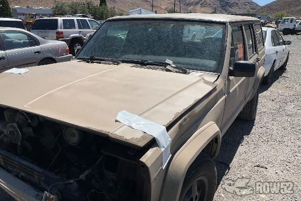 Photo of 1989 Jeep Wagoneer
