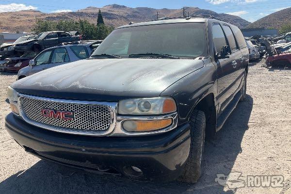 Photo of 2003 GMC Yukon Denali