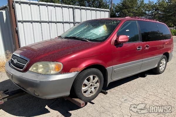 Photo of 2004 Kia Sedona