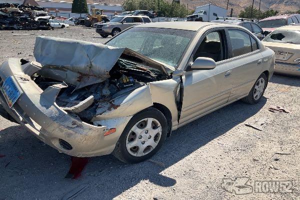 Photo of 2003 Hyundai Elantra