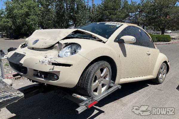 Photo of 2006 Volkswagen New Beetle