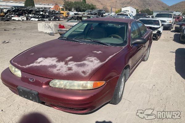 Photo of 2003 Oldsmobile Alero