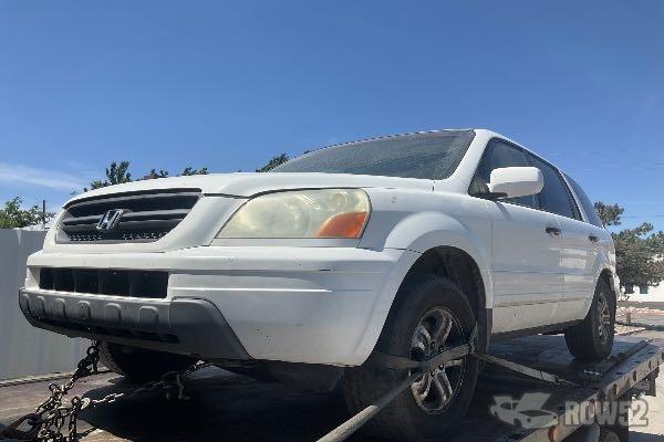Photo of 2005 Honda Pilot