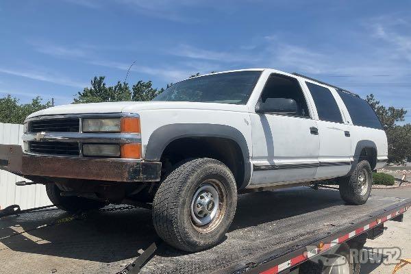 Photo of 1999 Chevrolet Suburban