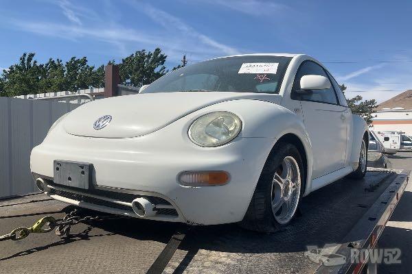 Photo of 2000 Volkswagen New Beetle