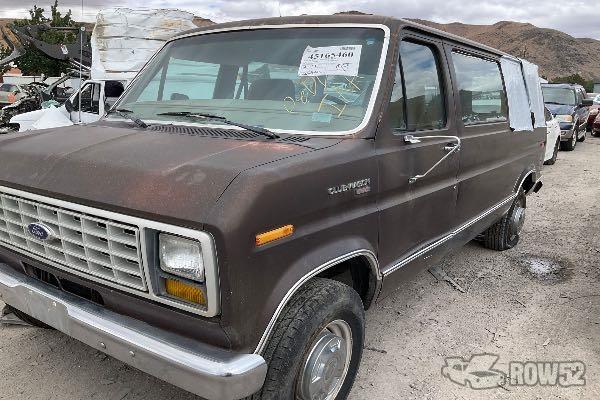 Photo of 1988 Ford Club Wagon