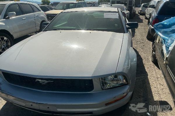 Photo of 2006 Ford Mustang
