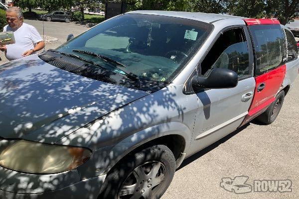 Photo of 2001 Dodge Grand Caravan