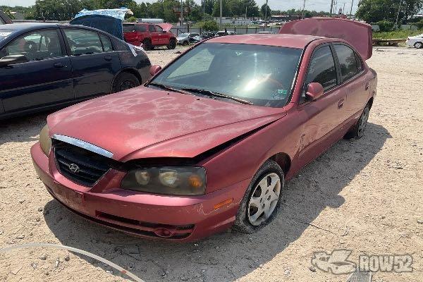 Photo of 2004 Hyundai Elantra