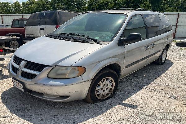 Photo of 2003 Dodge Grand Caravan