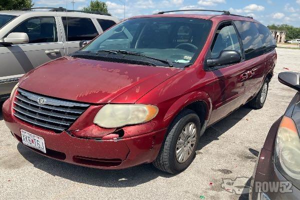 Photo of 2007 Chrysler Town & Country
