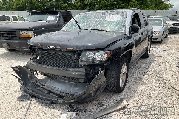 Photo of 2015 Jeep Compass