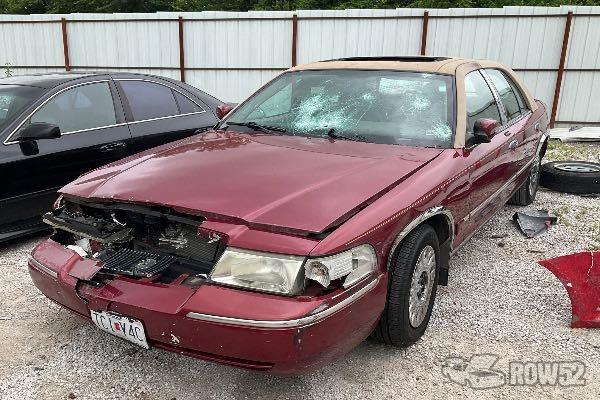 Photo of 2003 Mercury Grand Marquis