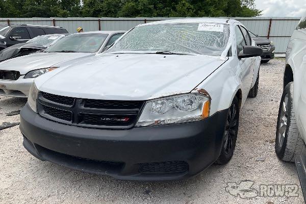 Photo of 2014 Dodge Avenger