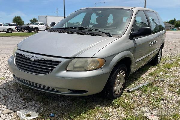 Photo of 2003 Chrysler Voyager
