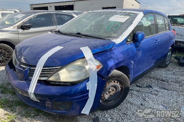Photo of 2009 Nissan Versa