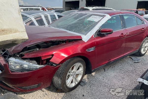 Photo of 2015 Ford Taurus