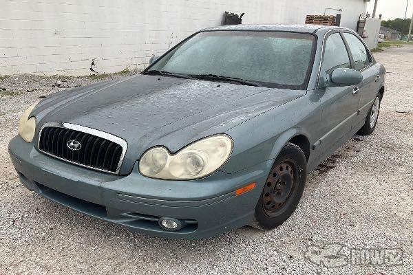 Photo of 2004 Hyundai Sonata