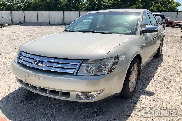 Photo of 2008 Ford Taurus