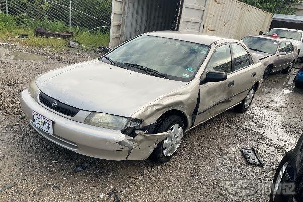 Photo of 1998 Mazda Protege