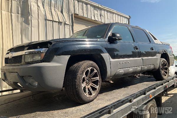 Photo of 2002 Chevrolet Avalanche