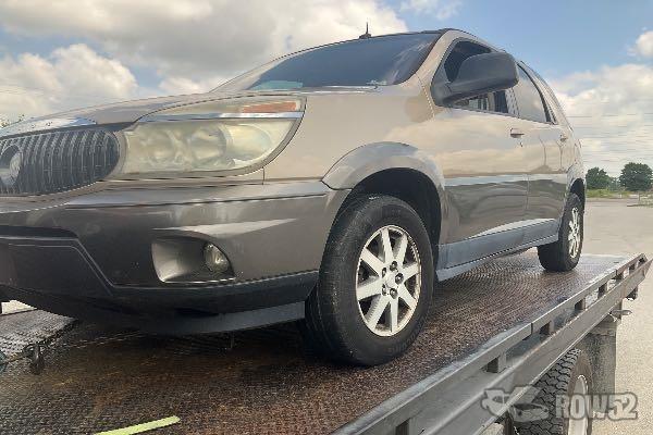 Photo of 2004 Buick Rendezvous