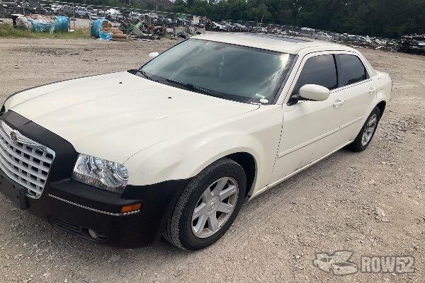Photo of 2005 Chrysler 300