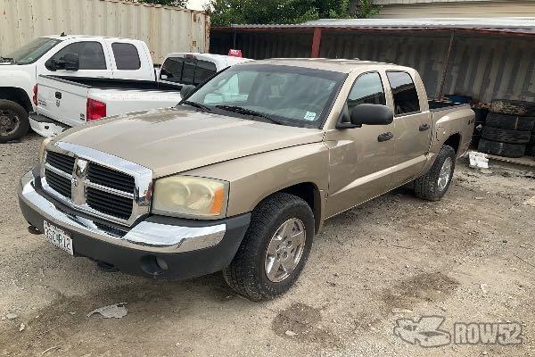 Photo of 2005 Dodge Dakota