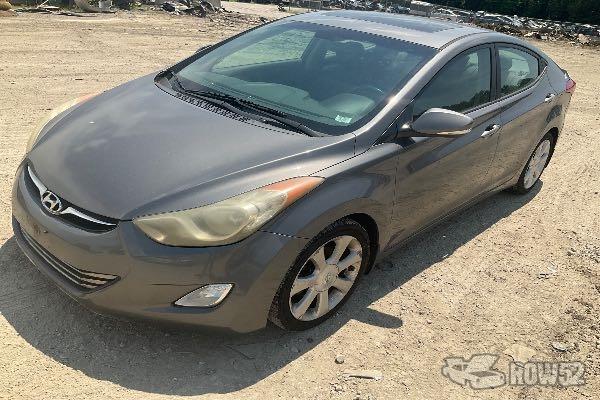 Photo of 2013 Hyundai Elantra