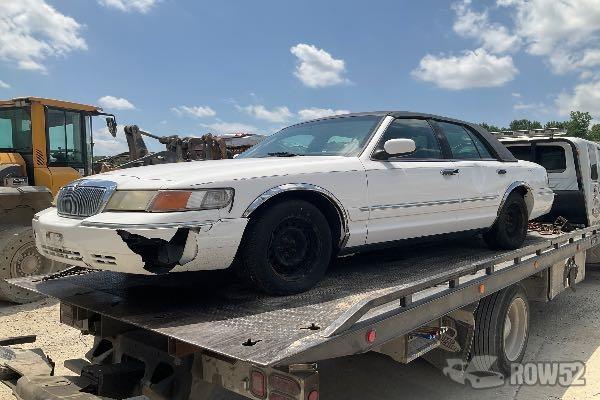 Photo of 1999 Mercury Grand Marquis