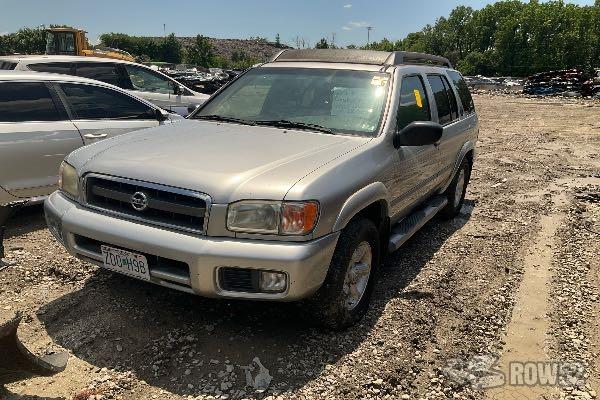 Photo of 2003 Nissan Pathfinder