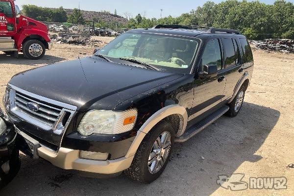 Photo of 2010 Ford Explorer