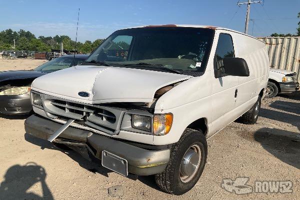 Photo of 2002 Ford Econoline