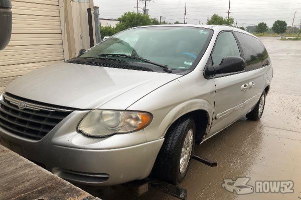 Photo of 2007 Chrysler Town & Country