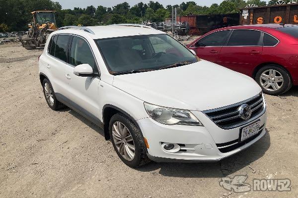 Photo of 2010 Volkswagen Tiguan