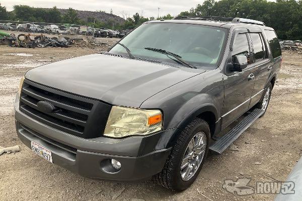 Photo of 2010 Ford Expedition