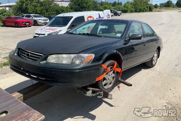 Photo of 2000 Toyota Camry