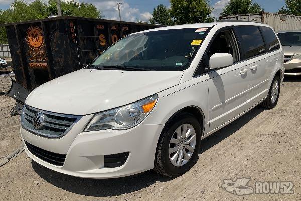 Photo of 2012 Volkswagen Routan