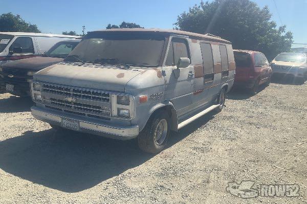 Photo of 1986 Chevrolet G-Series Van