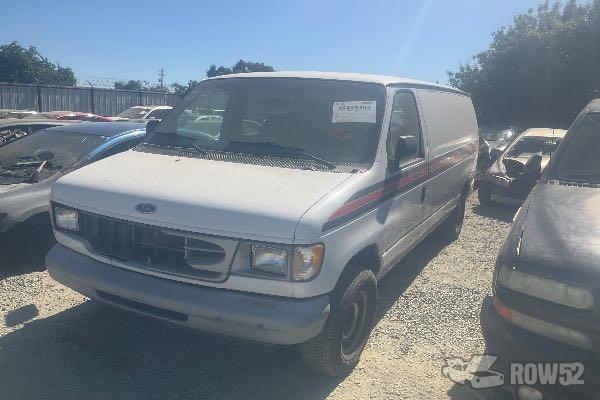 Photo of 1999 Ford Econoline
