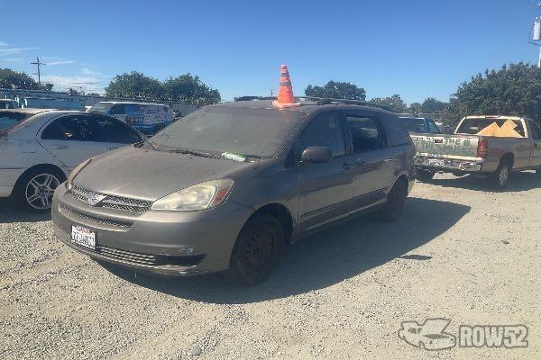 Photo of 2005 Toyota Sienna