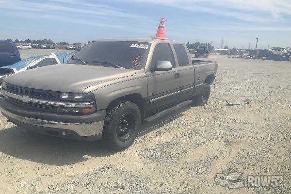 Photo of 1999 Chevrolet Silverado 2500