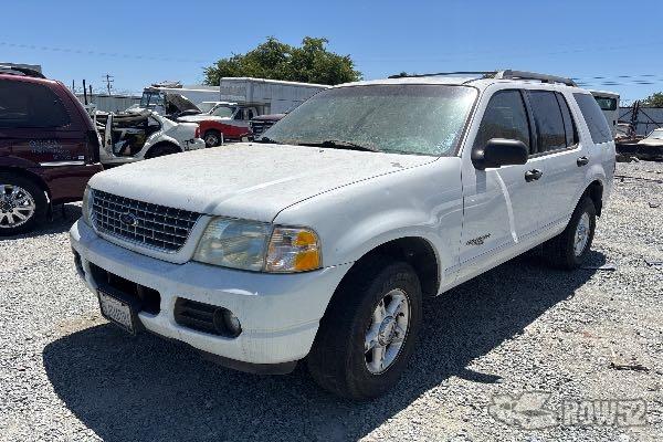 Photo of 2005 Ford Explorer