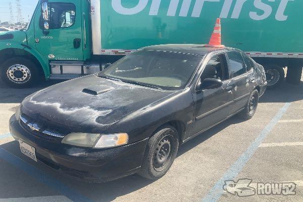 Photo of 1998 Nissan Altima