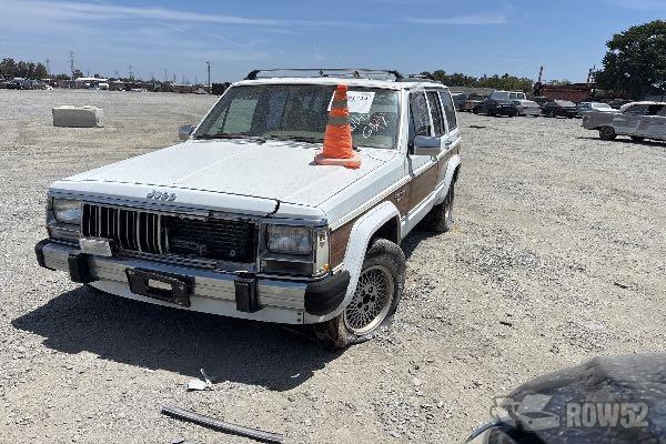 Photo of 1991 Jeep Cherokee